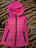 Куртка-жилетка розовая с капюшоном на девочку 2.5-4г, б.у Брест