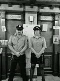 Костюмы к хэллоуину и маскараду-пираты, узники и др. Минск