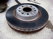 Продам Передние тормозные диски VW Polo 2007 (1.4 Tdi) — пара, как новые, готовые к установке Минск