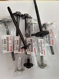 Подушки кузова Toyota Lc-100, lx-470 с болтами, втулками Минск